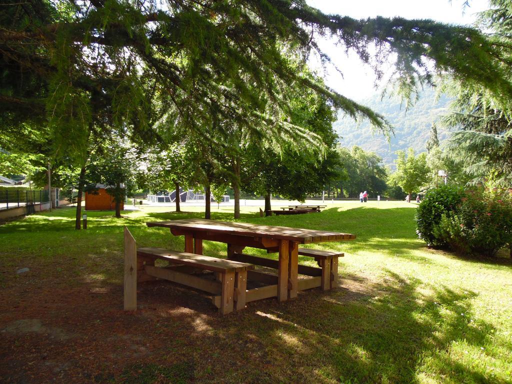 Village Club Les Balcons Des Pyrenees Saint-Mamet المظهر الخارجي الصورة